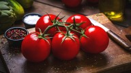 Can You Cook With Tomato Stems Or Leaves?