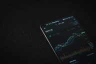 Making Money While You Sleep: Fund Manager's Unusual Insight Draws Surprise, Skepticism