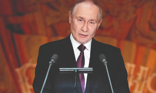 Putin directs nuclear drills as summit with Trump on hold