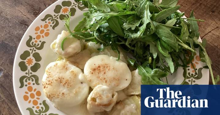 Rachel Roddy’s recipe for baked leek and egg gratin