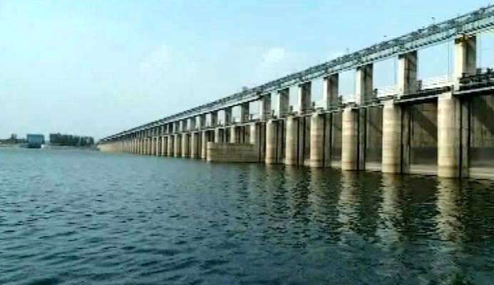 Ex-SC judge urges Modi, Odisha, Chhattisgarh CMs to resolve Mahanadi row