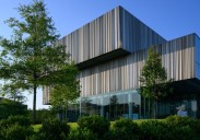 Speed Art Museum cuts education department, citing revenue pitfalls