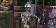 Salem’s Haunted House opens for season in South Bend