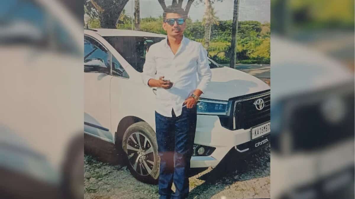 Karnataka Congress leader assaulted, arrested for sharing indecent photos