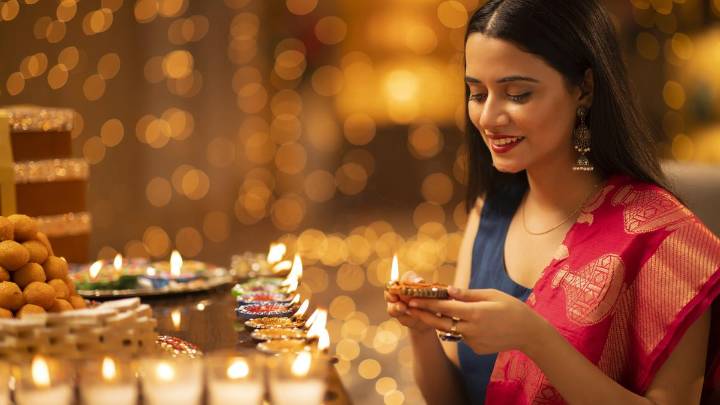 ICICI Prudential Multi-Asset, Canara Robeco Large Cap, SBI Balanced Advantage, Nippon India Small Cap, Motilal Oswal Midcap: Five funds to consider this Diwali for long term investing