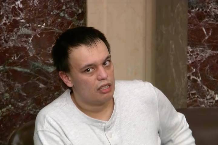 Jan. 6 rioter pardoned by Trump is charged with threatening to kill Hakeem Jeffries