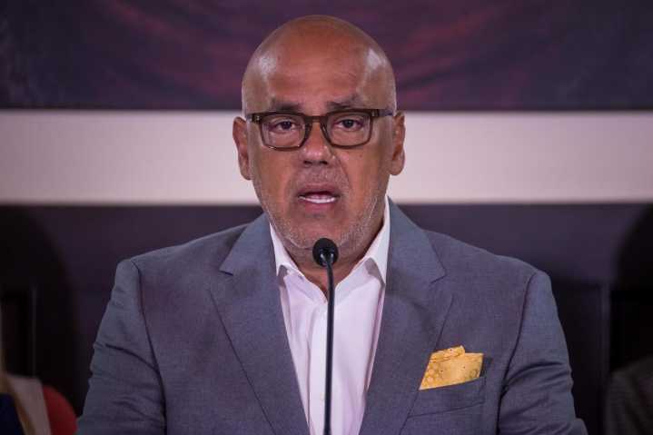 Jorge Rodríguez denuncia presunto plan para atacar Embajada de EE UU en Caracas