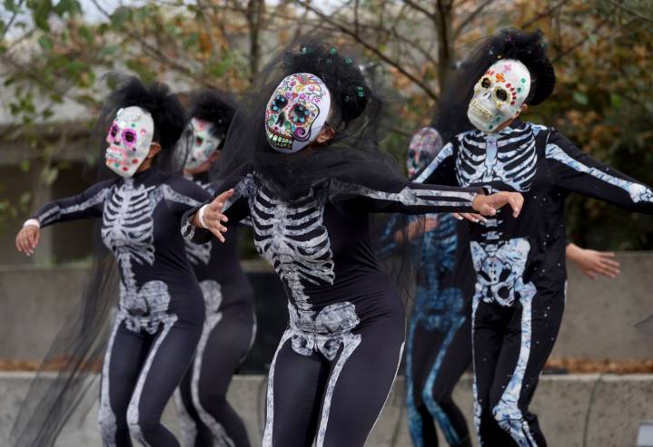 Where are Día de Los Muertos celebrations in the Bay Area?