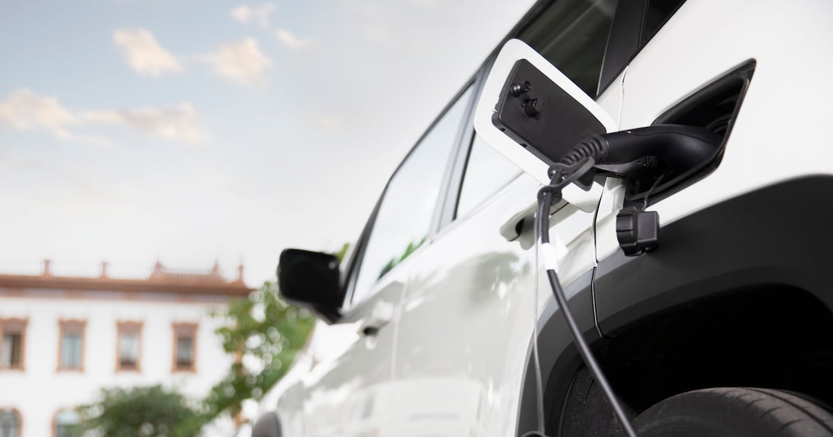 Venta de autos nuevos eléctricos y de bajas emisiones se duplican en septiembre y representan más del 10% del total comercializado