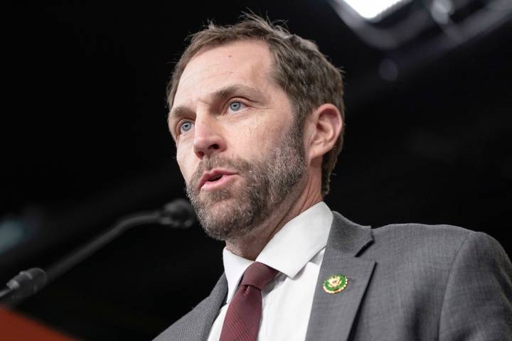 Demócratas califican de “asesinatos” los ataques contra supuestas narcolanchas en el Caribe