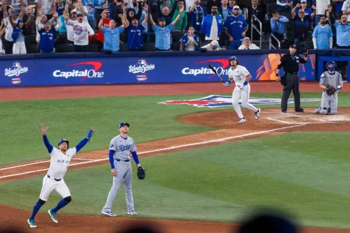 Blue Jays dominan a los Dodgers en primer juego de la Serie Mundial