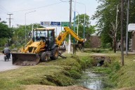 Intensifican tareas de limpieza y mantenimiento de desagües y canales para evitar inundaciones
