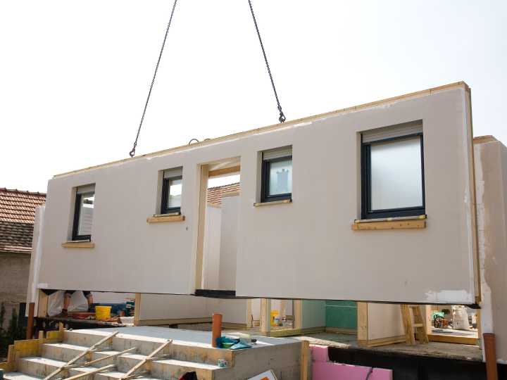 Compró dos casas prefabricadas en China, las mandó a EEUU y ahora las alquila