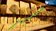 The ‘Next Titan’? This jewellery stock is growing 90% faster than the industry leader
