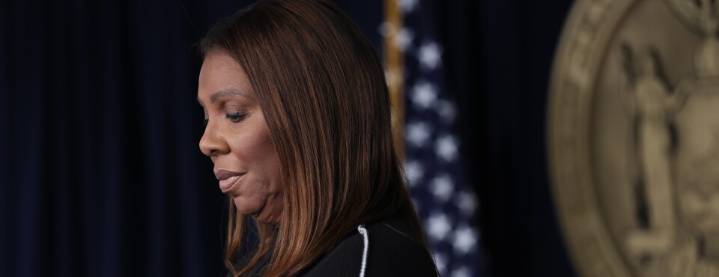 NY Attorney General James Pleads Not Guilty to US Charges (1)