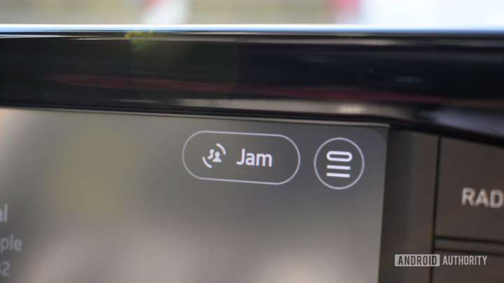 My favorite Spotify feature makes other music apps completely useless in the car
