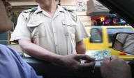 Nueve meses de prisión preventiva contra policía que recibió coima de S/50 en el Callao