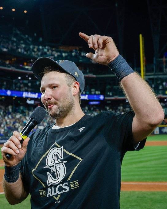 Seattle pega primero en serie de campeonato Liga Americana