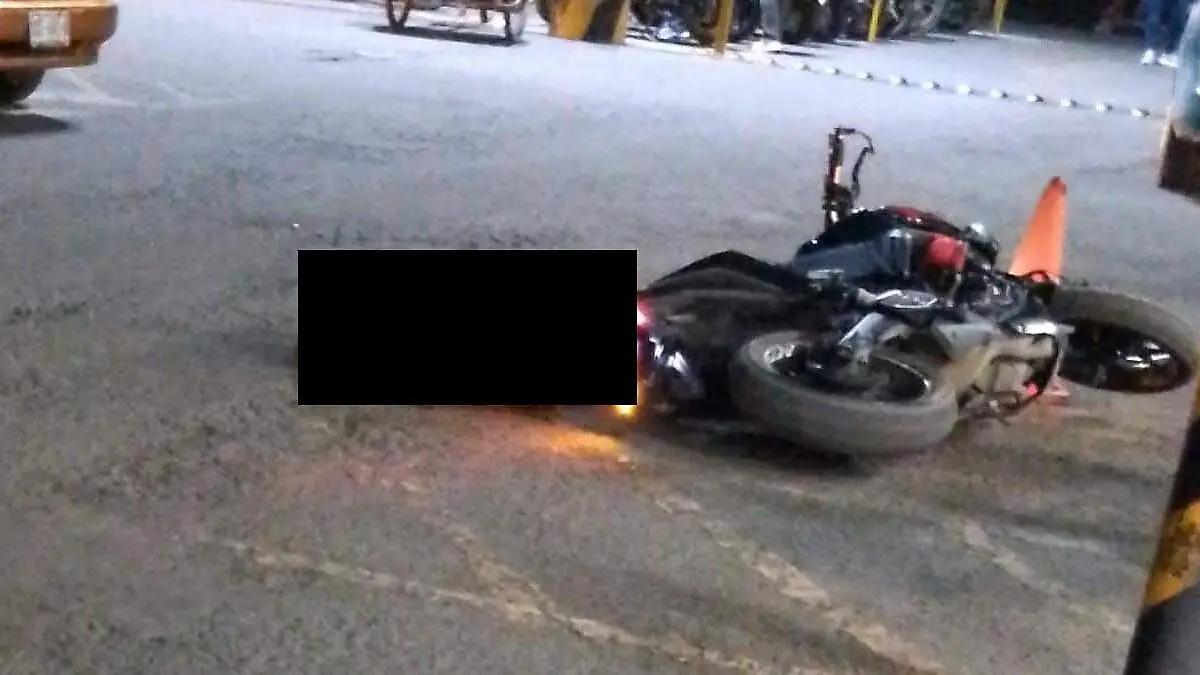 Matan a balazos a un hombre en estacionamiento de Aurrera en Texmelucan