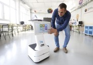 El CIFP Avilés se pone manos a la obra con el robot social 'Higía'