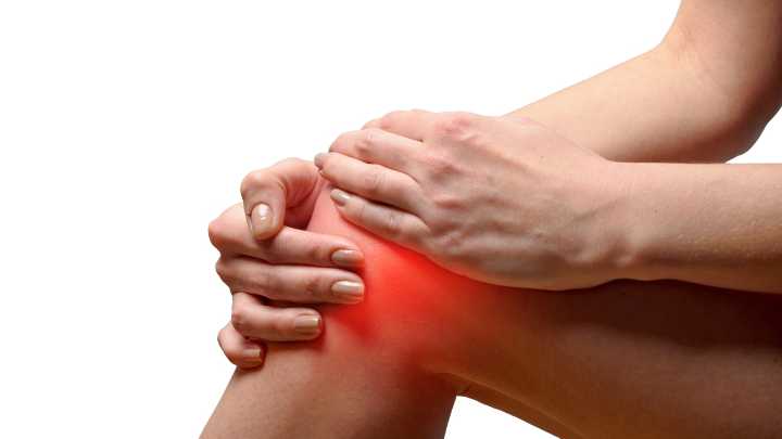 Ni reposo ni pastillas: la superarma para aliviar la artrosis de rodilla que siempre tuviste delante