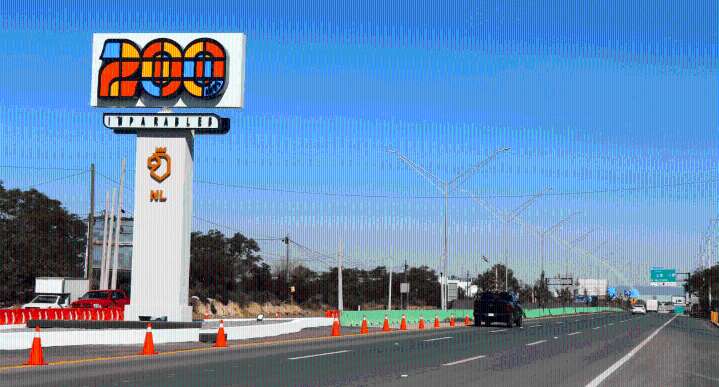 Anuncia Samuel que eliminará cobro de caseta al Aeropuerto
