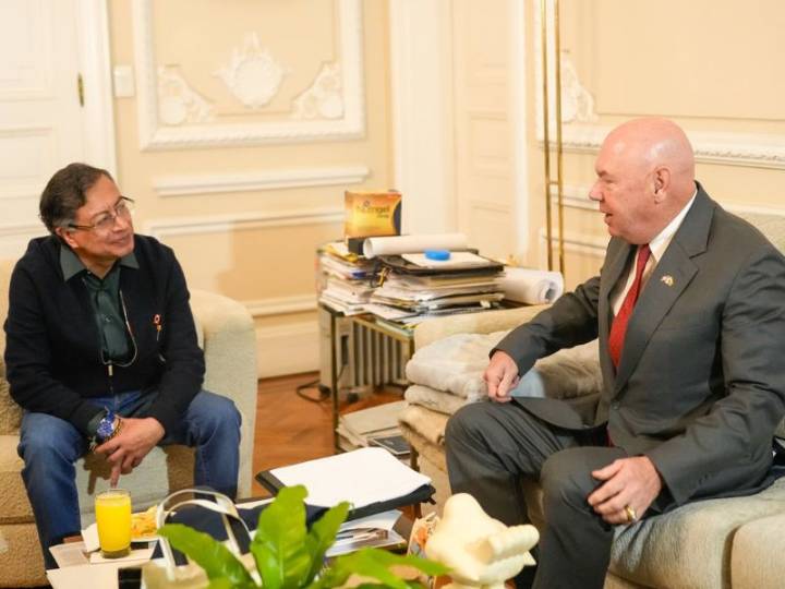 Gobierno colombiano inicia diálogo con EU tras aumento de aranceles