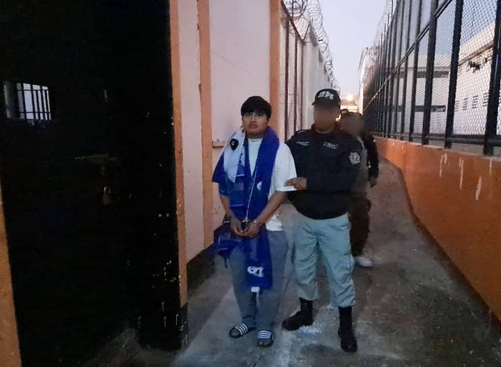 Alias “Pequeño J” ya está en el penal de Cañete: acusado por triple feminicidio en Argentina enfrentará extradición desde Perú