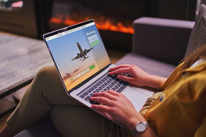 Study: 54% Of People Say Inflation Will Affect Their Winter Travel Plans & Best Credit Cards For Winter Travel