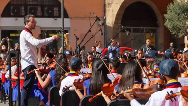 Sistema de Orquestas de Venezuela ofreció concierto en Roma