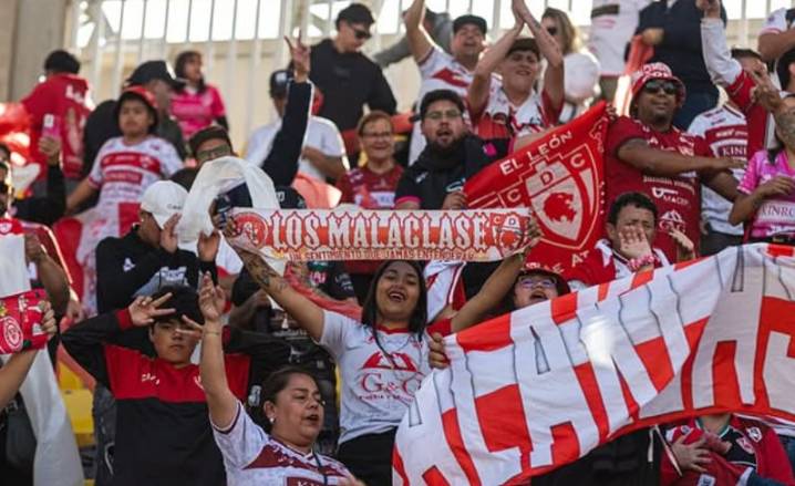 VIDEO. Hinchas de Deportes Copiapó colman las calles por conseguir entradas para la “final” del ascenso ante la U. de Concepción