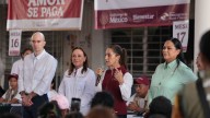 Claudia Sheinbaum supervisa entrega de apoyos a damnificados en Veracruz