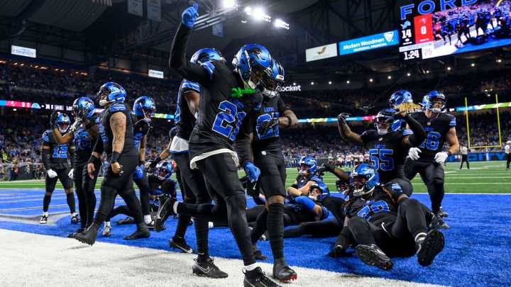 Lions' patchwork secondary shuts down Baker Mayfield, Buccaneers in 24