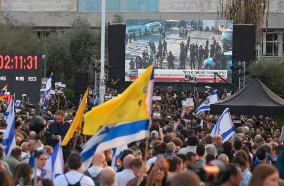 Hamás cumple con el plan de paz y libera a los primeros 20 rehenes en Gaza