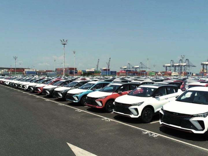 Caen 4% las exportaciones del sector automotriz y autopartes