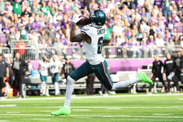 Eagles' DeVonta Smith proving he's more than just A.J. Brown's sidekick