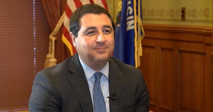 Wisconsin's Democratic attorney general won't run for governor and will seek reelection instead