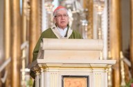 Cardenal Carlos Castillo es internado de urgencia tras descompensación en Iquitos