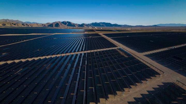 Trump administration cancels the nation’s largest proposed solar project amid rising electricity costs