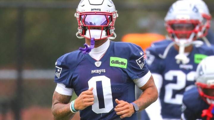 Patriots assistant discusses Christian Gonzalez injury plan