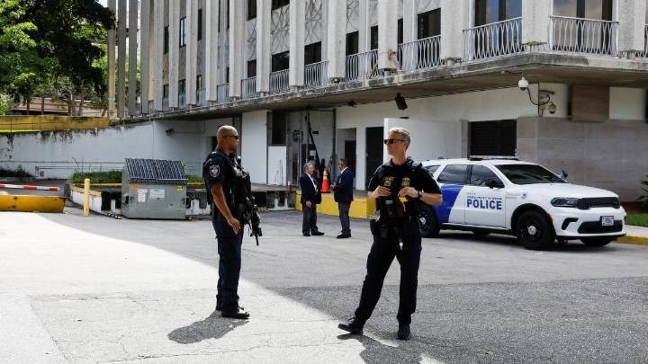 Al menos cuatro muertos por un tiroteo en un centro de secundaria en Misisipi