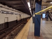 Thief snatches $2,800 necklace in violent Bronx subway robbery