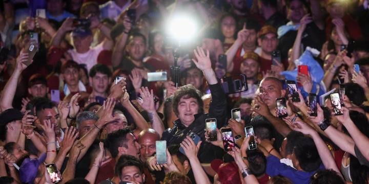 Milei se pone en juego a sí mismo: cómo se reinventa para lo que viene