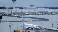 Aeropuerto de Múnich en alerta máxima: Múltiples avistamientos de drones paralizan el tráfico aéreo, afectando a miles de pasajeros