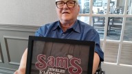 Sam’s Jewelry Emporium owner thanks customers before store closes