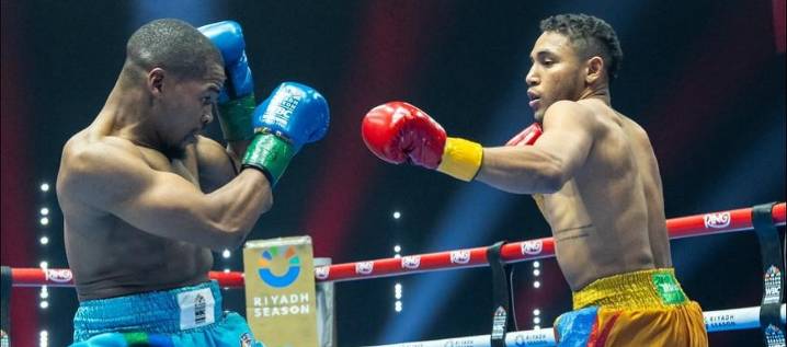 Carlos Utria avanzó a la final del Grand Prix con espectacular nocaut