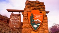 Zion National Park And Great Smoky Mountains Raise Funds To Keep Parks Open During Shutdown In Completely Different Ways