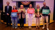 Una investigadora navarra gana un prestigioso premio tras crear el salmón del futuro