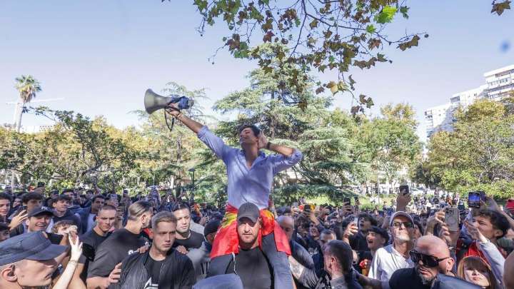 Vito Quiles agita la UV y provoca altercados entre miles de estudiantes