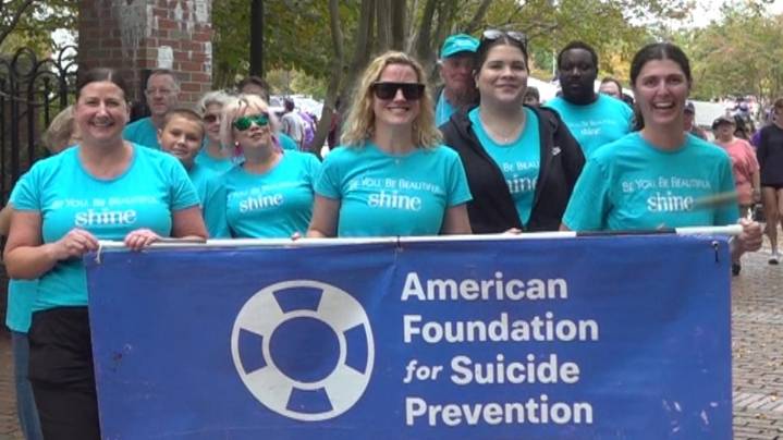 Columbia Out of the Darkness Walk draws hundreds for suicide prevention